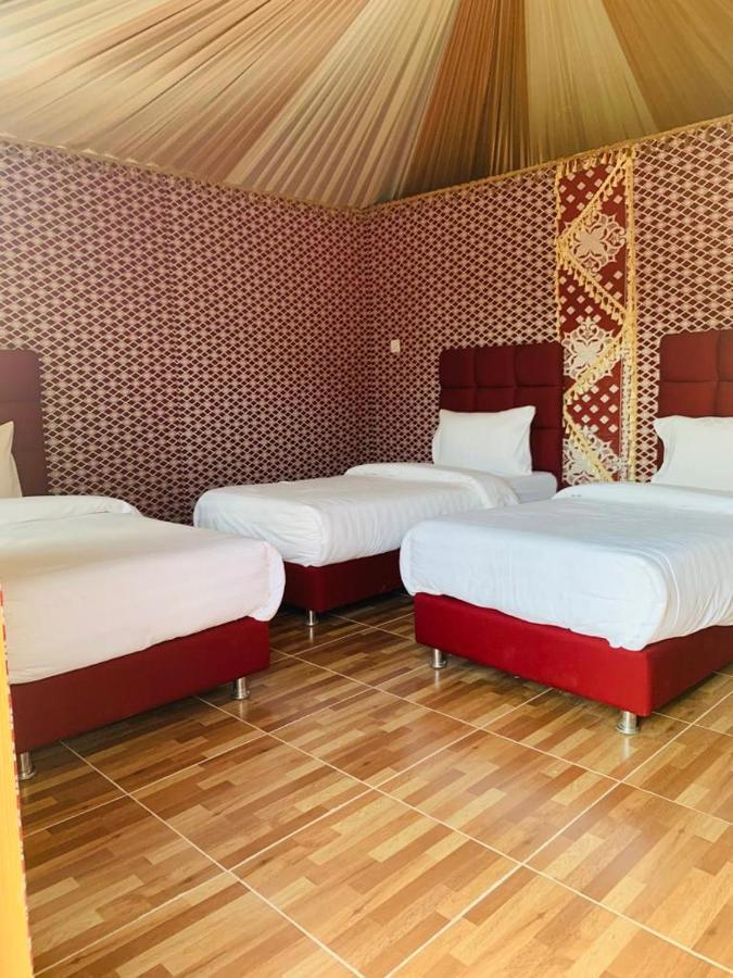Готель Maraheb Luxury Camp Ваді-Рам Екстер'єр фото