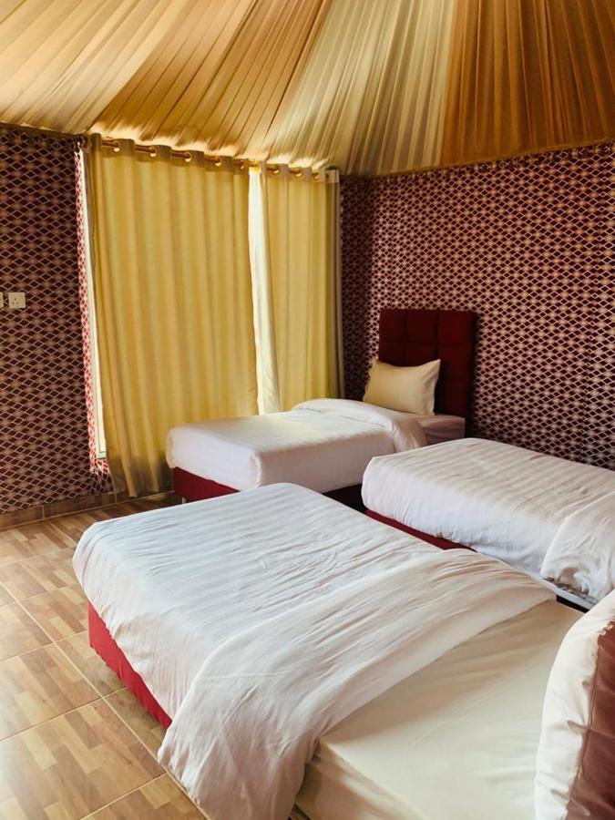 Готель Maraheb Luxury Camp Ваді-Рам Екстер'єр фото