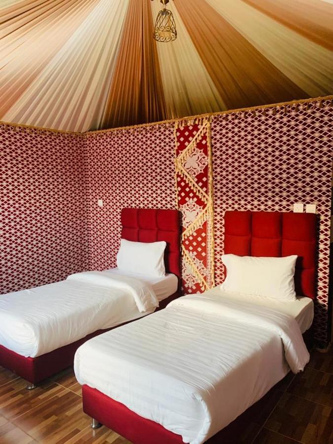 Готель Maraheb Luxury Camp Ваді-Рам Екстер'єр фото