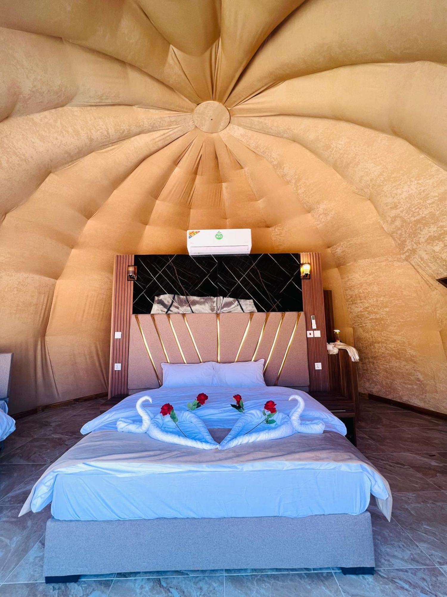 Готель Maraheb Luxury Camp Ваді-Рам Екстер'єр фото